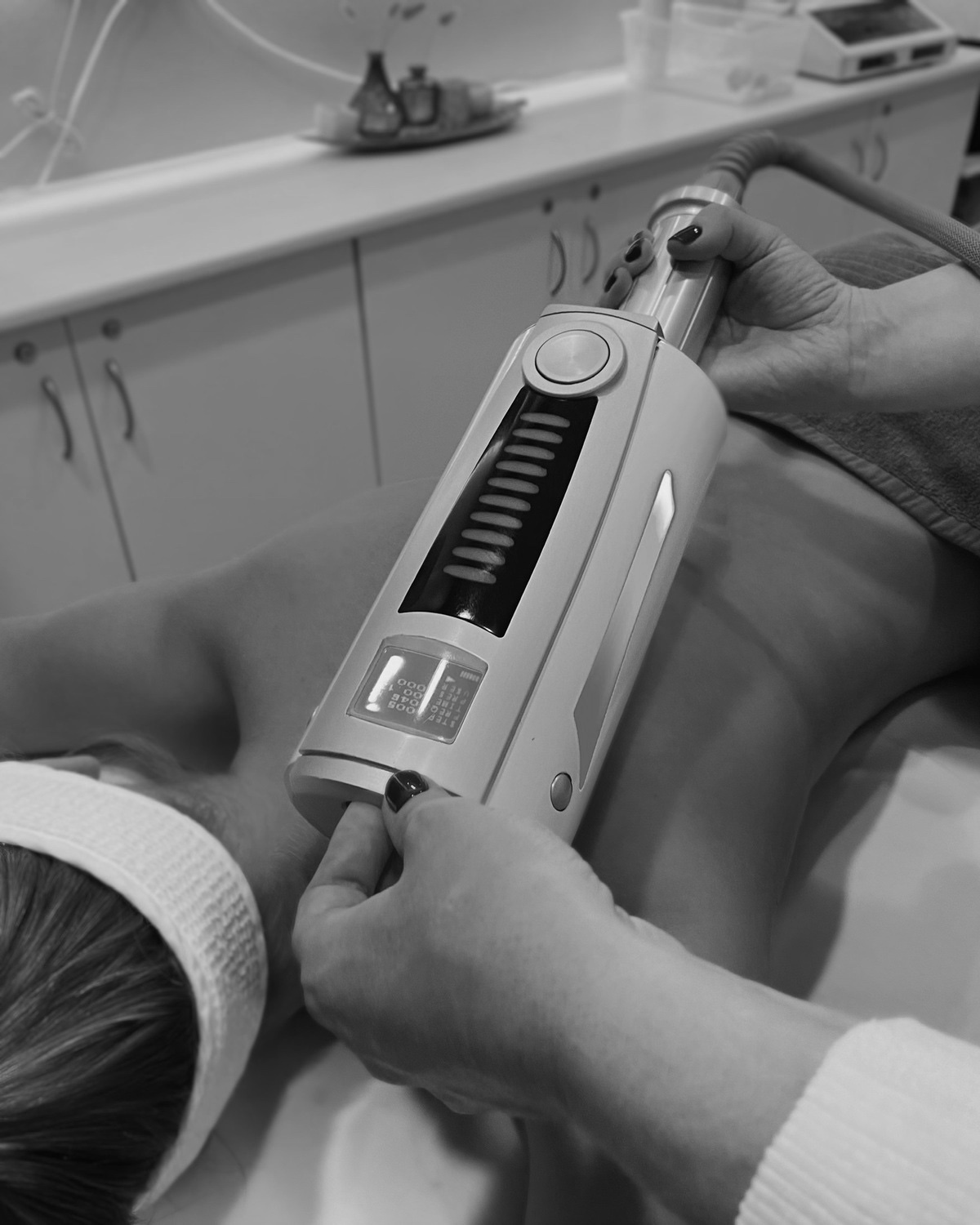 <span style="font-weight: bold;">Аппаратная косметология тела</span>